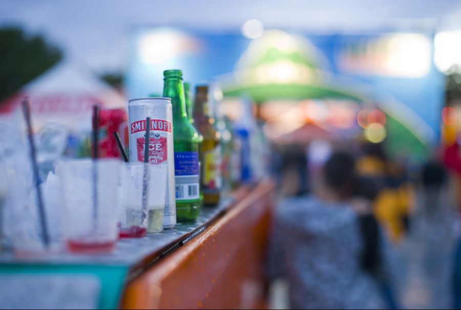 Hochprozentiges wird weniger konsumiert, Aperitifgetränke dafür mehr.