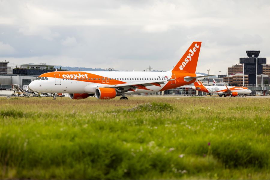 easyjet
