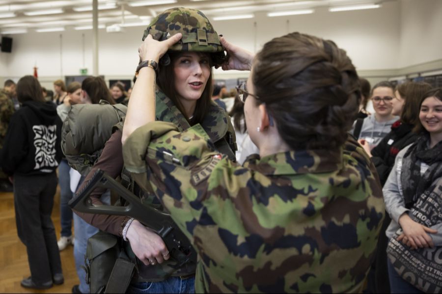 Aus diesem Grund wurde die Fachstelle «Frauen in der Armee und Diversity» ins Leben gerufen.