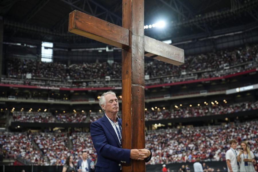 Die Trauerfeier findet unter grossen Sicherheitsvorkehrungen statt.