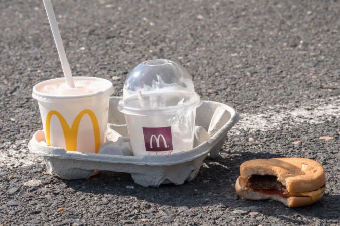 McDonald’s Abfall Schwyz Busse