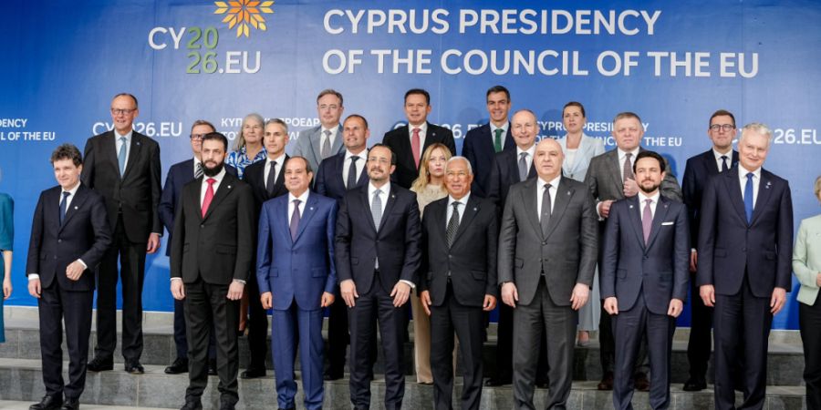 Staats- und Regierungschefs der EU-Staaten zusammen in Zypern. Foto: Kay Nietfeld/dpa
