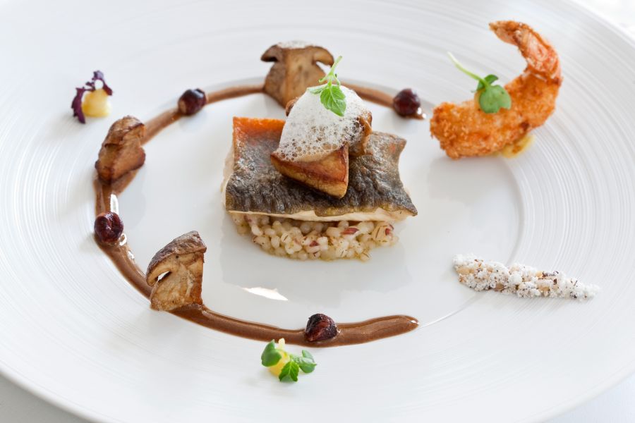 Auch ein Blick auf diesen wunderschön angerichteten Teller macht hungrig. Ebenfalls serviert im Hämmerles Restaurant.