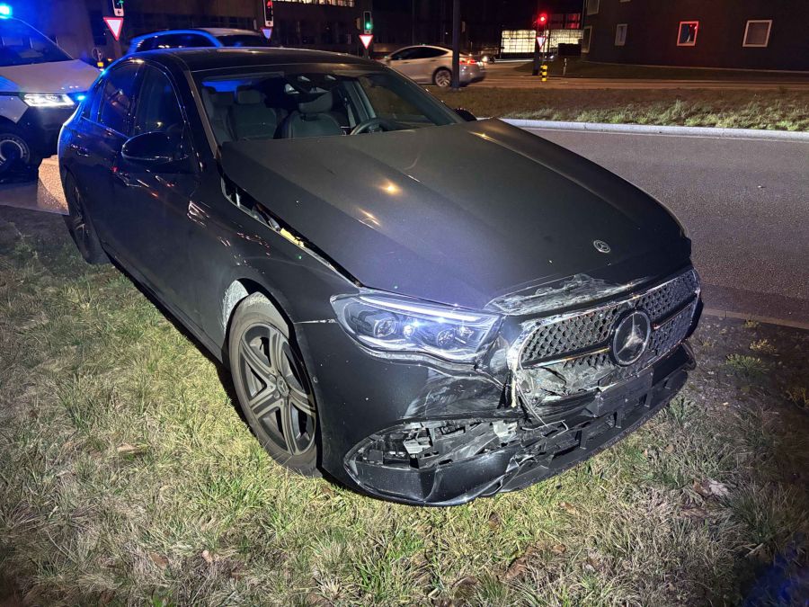 Bei der Kollision entstand Sachschaden.