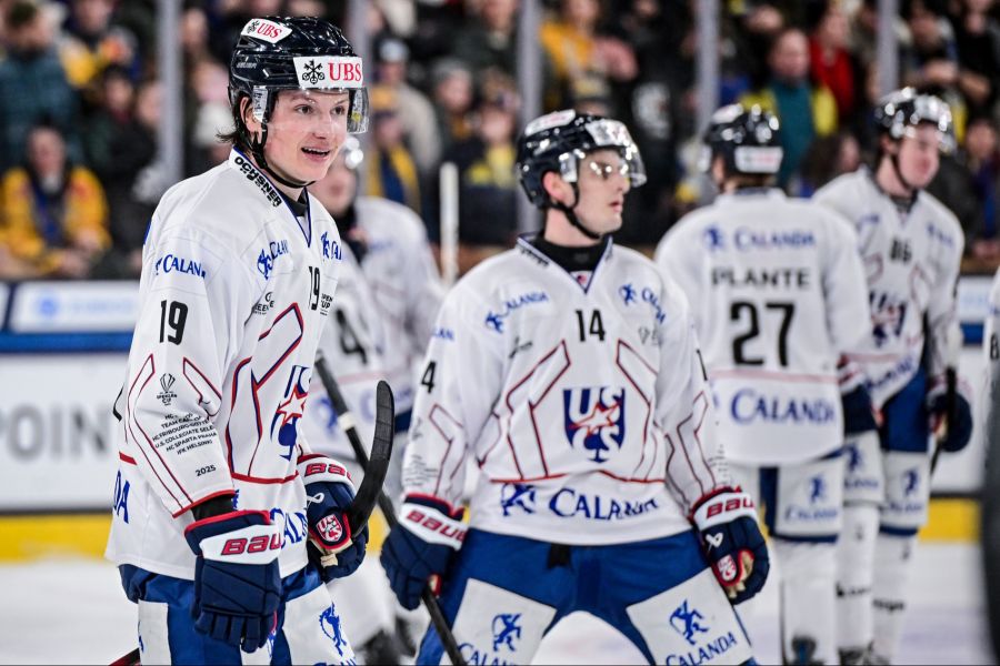 Die Spieler sind zwischen 21 und 23 Jahre alt, an das Feld mit europäischen Massen sind sie sich nicht gewöhnt.