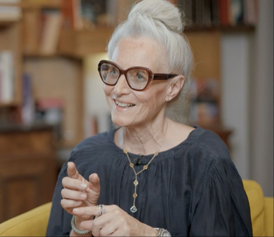 Als Beziehungscoach begleitete Esther Bischofberger die Singles.