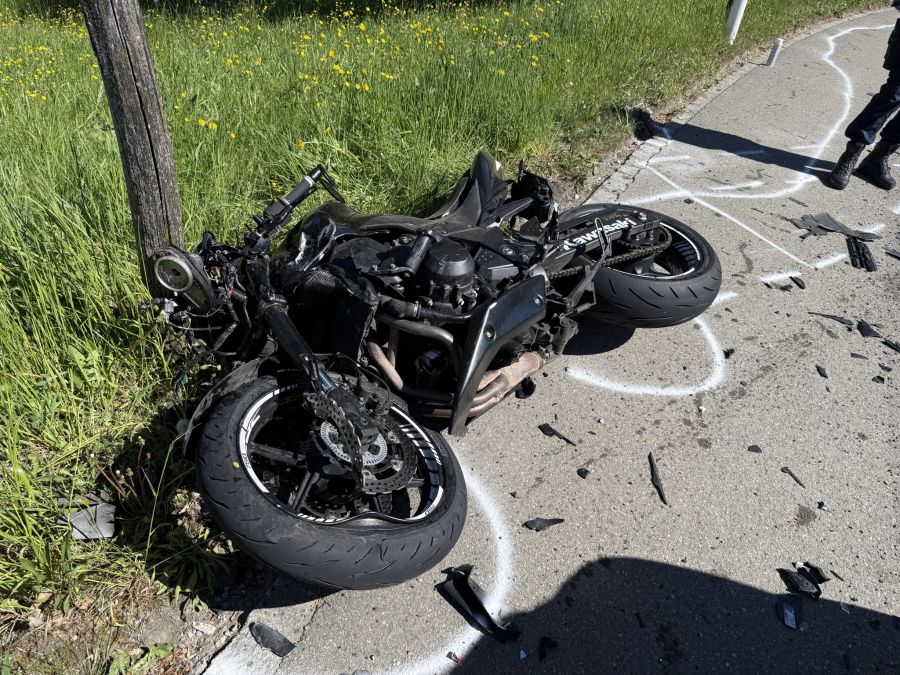 An den beiden Fahrzeugen entstand Sachschaden.