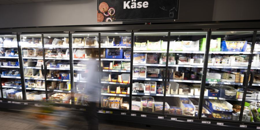 Die deutschen Konsumenten müssen beim Einkauf von Lebensmitteln erneut tiefer in die Tasche greifen. (Archiv)