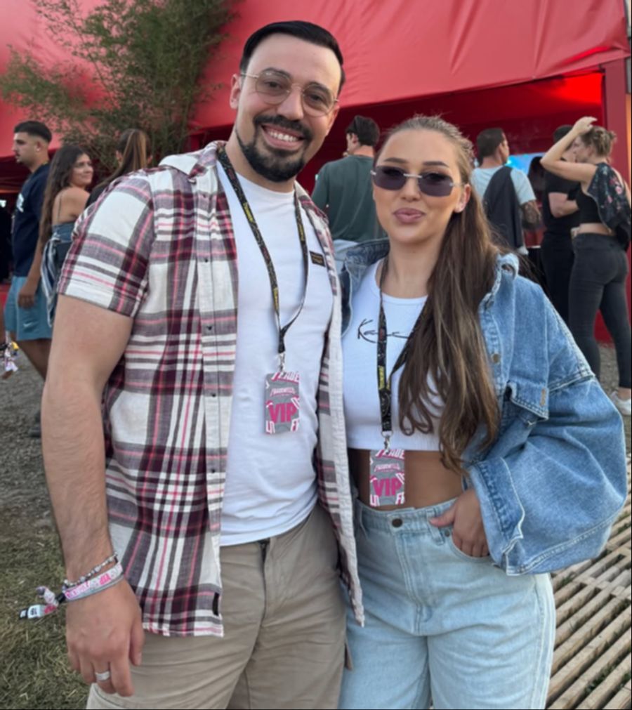 Yuliya Benza ist mit dem Internet-Star Zeki zusammen.
