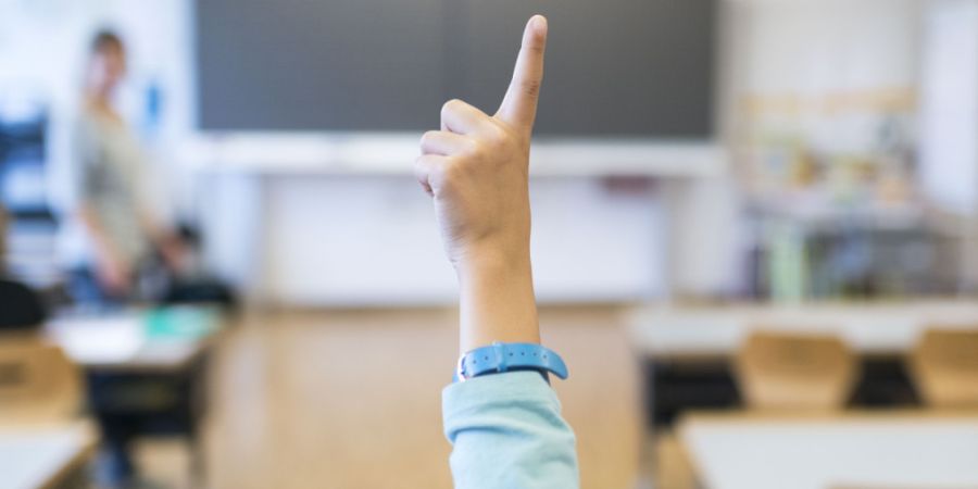 Nach Angaben des Regierungsrats übernimmt der Kanton auch künftig knapp 85 Prozent der durchschnittlichen Sonderschulungskosten auf Primarstufe sowie nahezu 90 Prozent im Kindergarten...