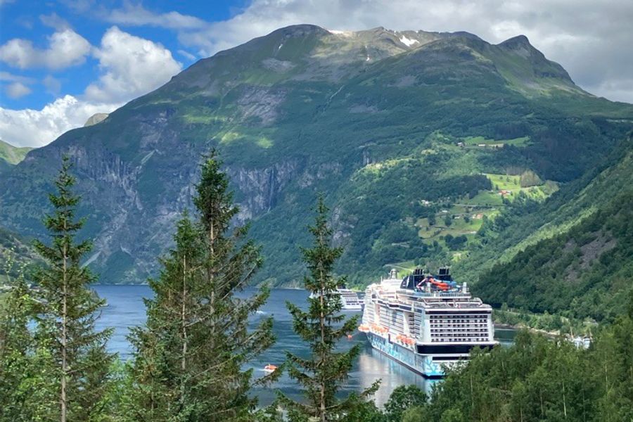Fjordkulisse