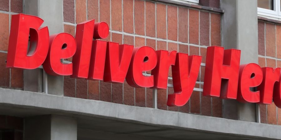 Der US-Fahrdienstleister Uber ist an einer vollständigen Übernahme des Essenslieferdienstes Delivery Hero interessiert. (Archivbild)