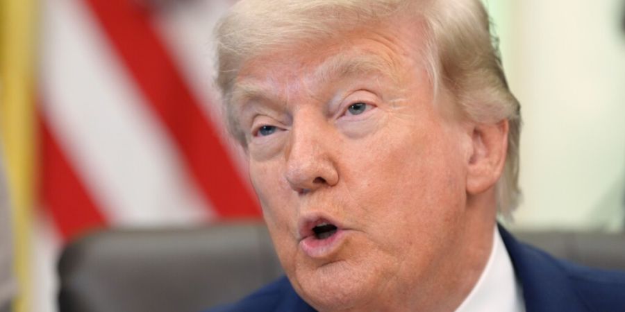 US-Präsident Donald Trump spricht während einer Veranstaltung zur Unterzeichnung einer Erklärung zur Fischereiindustrie im Oval Office des Weißen Hauses. Foto: Jacquelyn Martin/AP/dpa