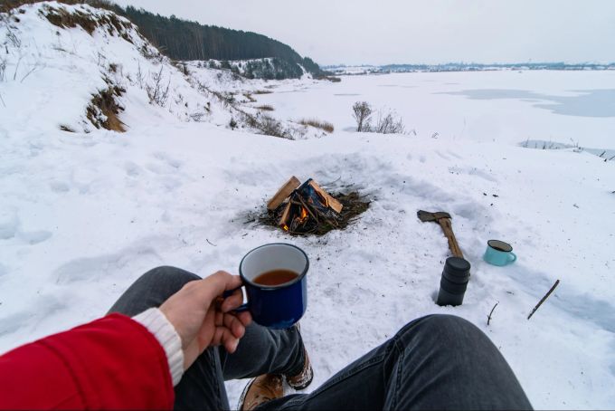 Im Winter ist auch das Kochen im Schnee möglich. Outdoor