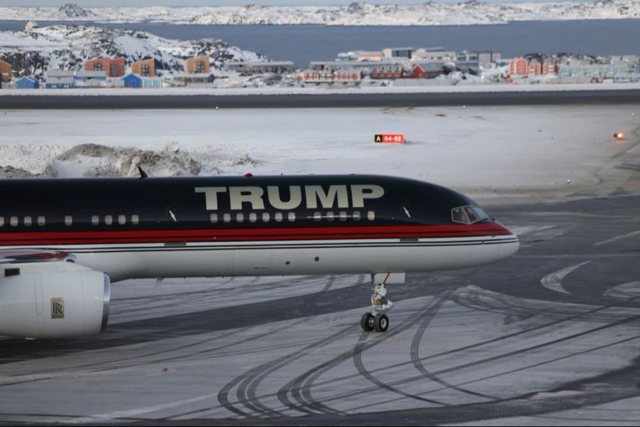 Grönland Unabhängigkeit Flieger Trump