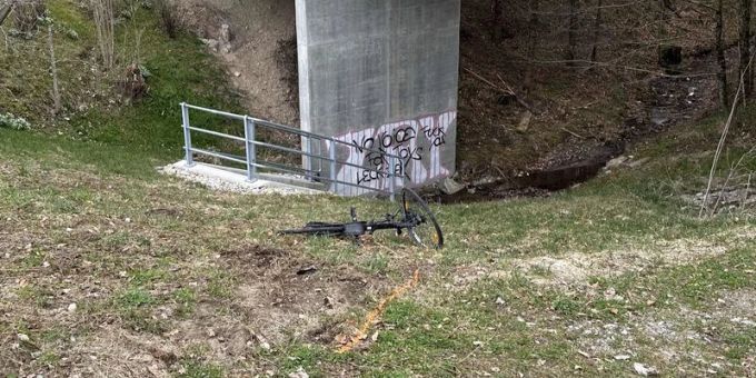 E-Biker bei Selbstunfall in Gais verletzt. Selbstunfall in Gais