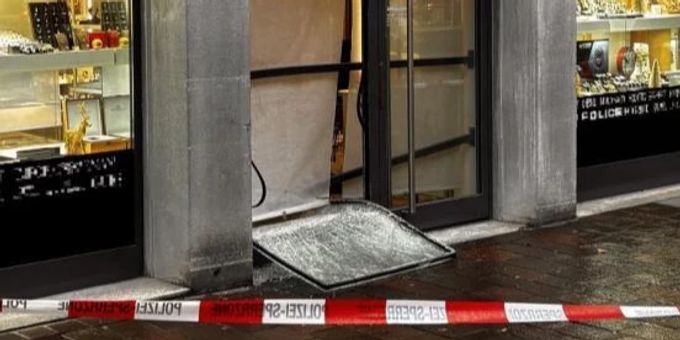 Winterthur: Einbruchdiebstahl in ein Schmuckgeschäft – Zeugenaufruf. Winterthur