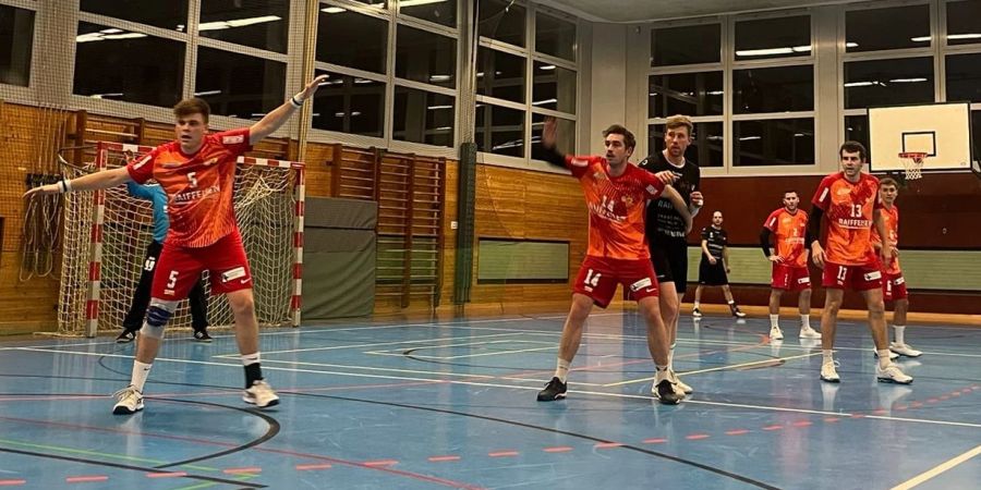 Handballer im Spiel