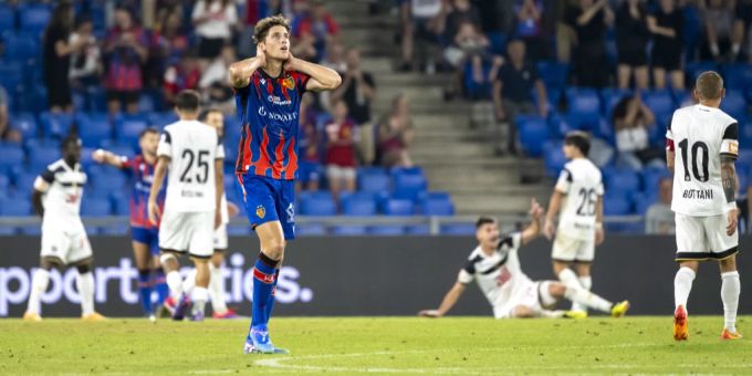 Finn van Breemen wird dem FC Basel mehrere Wochen fehlen. FC Basel