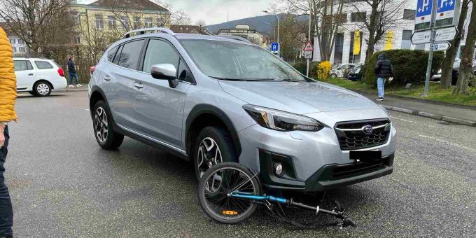 Olten SO: Radfahrerin von Auto erfasst und verletzt. Olten SO
