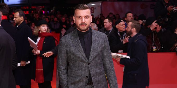 Schauspieler - Edin Hasanovic findet Migrationsdebatte falsch und unfair