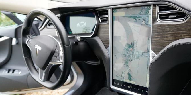 Tesla, Bildschirm, Fahrersitz, Armaturenbrett