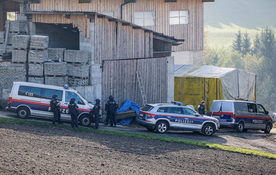 Drei Menschen sollen bei einem Amoklauf getötet worden sein.