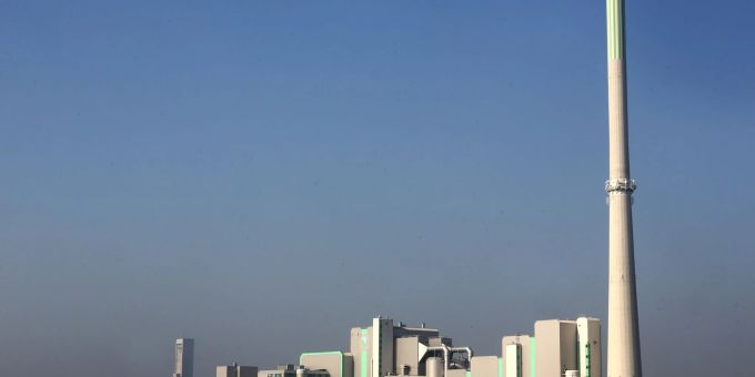 In Müllverbrennungsanlagen wird Hausmüll bei 860 Grad verbrannt. (Symbolbild) Müllverbrennungsanlagen