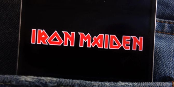 Iron Maiden Schriftzug