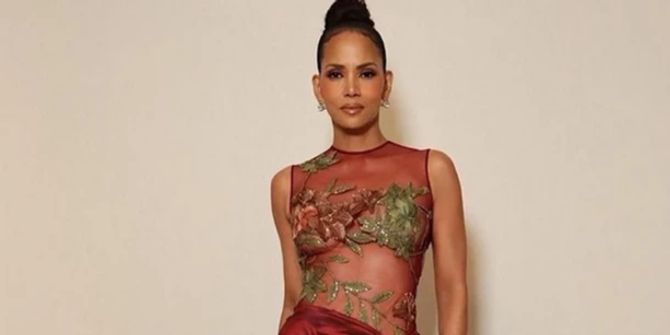 Halle Berry Kleid