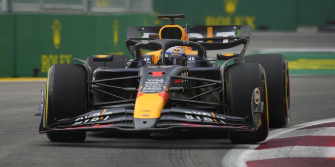Max Verstappen beim Training zum Singapur-GP der Formel 1. Max Verstappen Formel 1