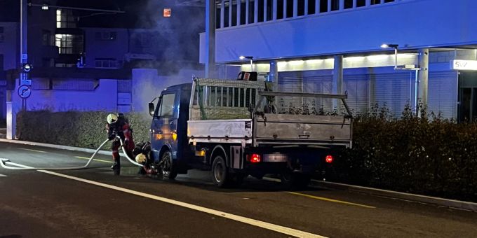 Feuer in Frauenfeld - Lieferwagen in Brand geraten