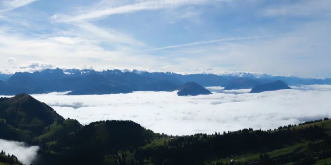 Blick von der Rigi auf das Nebelmeer. (20.10.24, 12:50 Uhr) wetter