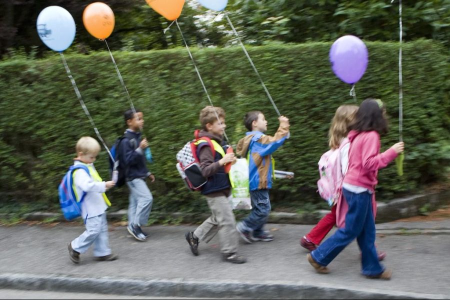 Schwendimann: «Kinder sollten lernen, wie sie sich sicher im öffentlichen Raum bewegen, ohne sich ständig überwacht zu fühlen.»