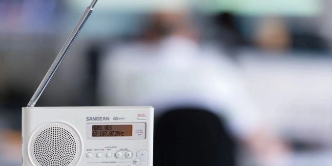 UKW-Radio wird Ende 2024 abgeschaltet. Radio UKW