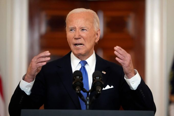 US-Präsident Joe Biden hält das Urteil des Obersten Gerichts für einen «gefährlichen Präzedenzfall» und warnt vor Donald Trump als erneuter Präsident. Donald Trump