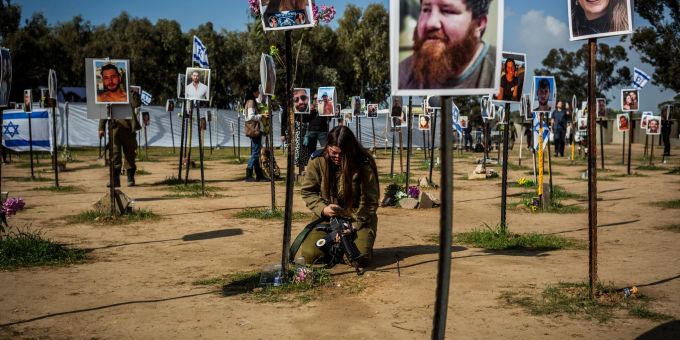 Angehörige der Opfer des Hamas-Massakers wollen in den USA Entschädigungszahlungen einklagen. (Archivbild) Angehörige der Opfer des Hamas-Massakers wollen in den USA Entschädigungszahlungen einklagen. (Archivbild)