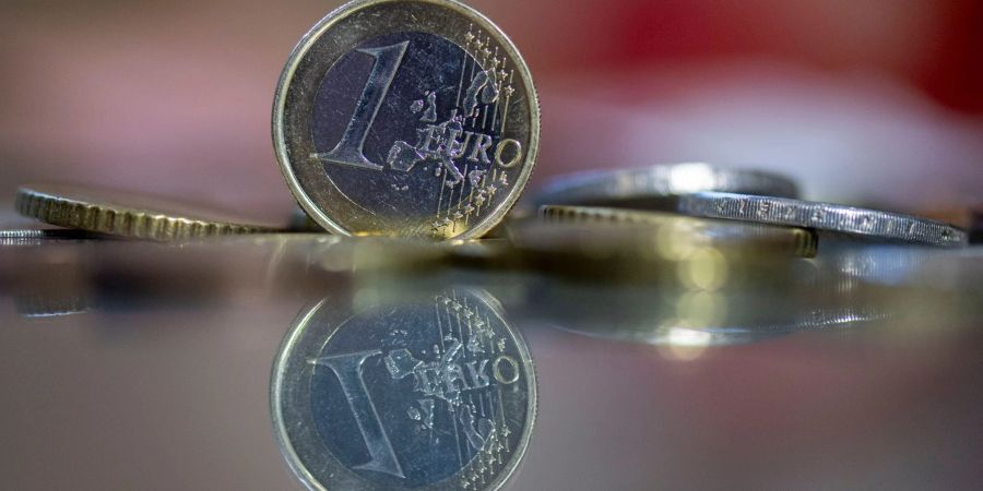 Wird ein Strafverfahren eingeleitet, muss ein Land Gegenmassnahmen einleiten, um Verschuldung und Defizit zu senken.