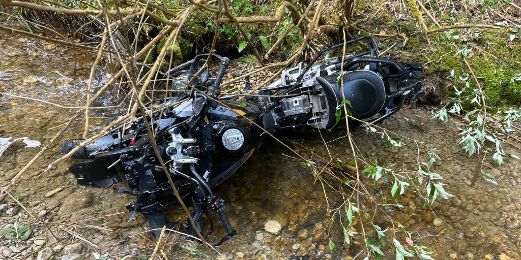 Gähwil SG: Nach Schwerem Unfall Ins Spital Geflogen