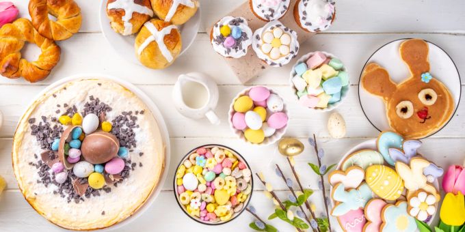 Ein festlicher Osterbrunch gelingt auch ohne Eier, ganz vegan. Oster Brunch vegan