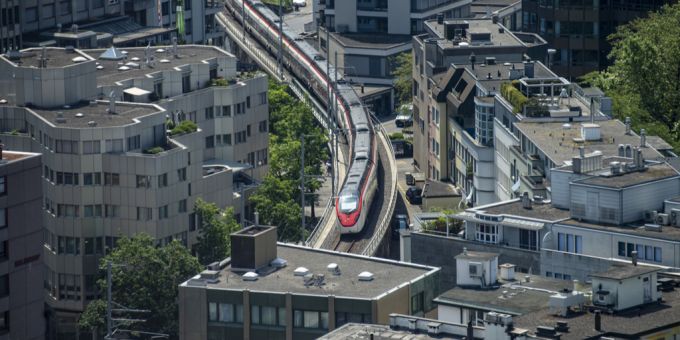 Am Bahnhof Zug haben die SBB am Donnerstag ein neues Reisezentrum eröffnet. Zug