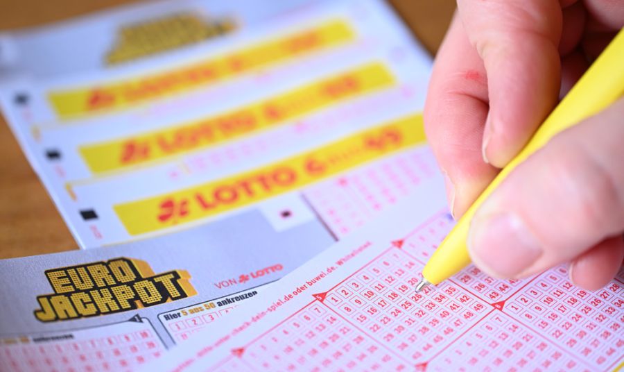 In Norwegen wurden versehentlich Tausende Eurojackpot-Spieler über einen Millionen-Gewinn orientiert.