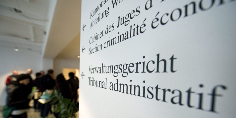 Verwaltungsgericht Bern angepinkelt beschimpft