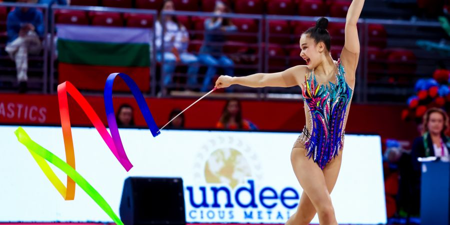 Frau Sport Gymnastik Publikum