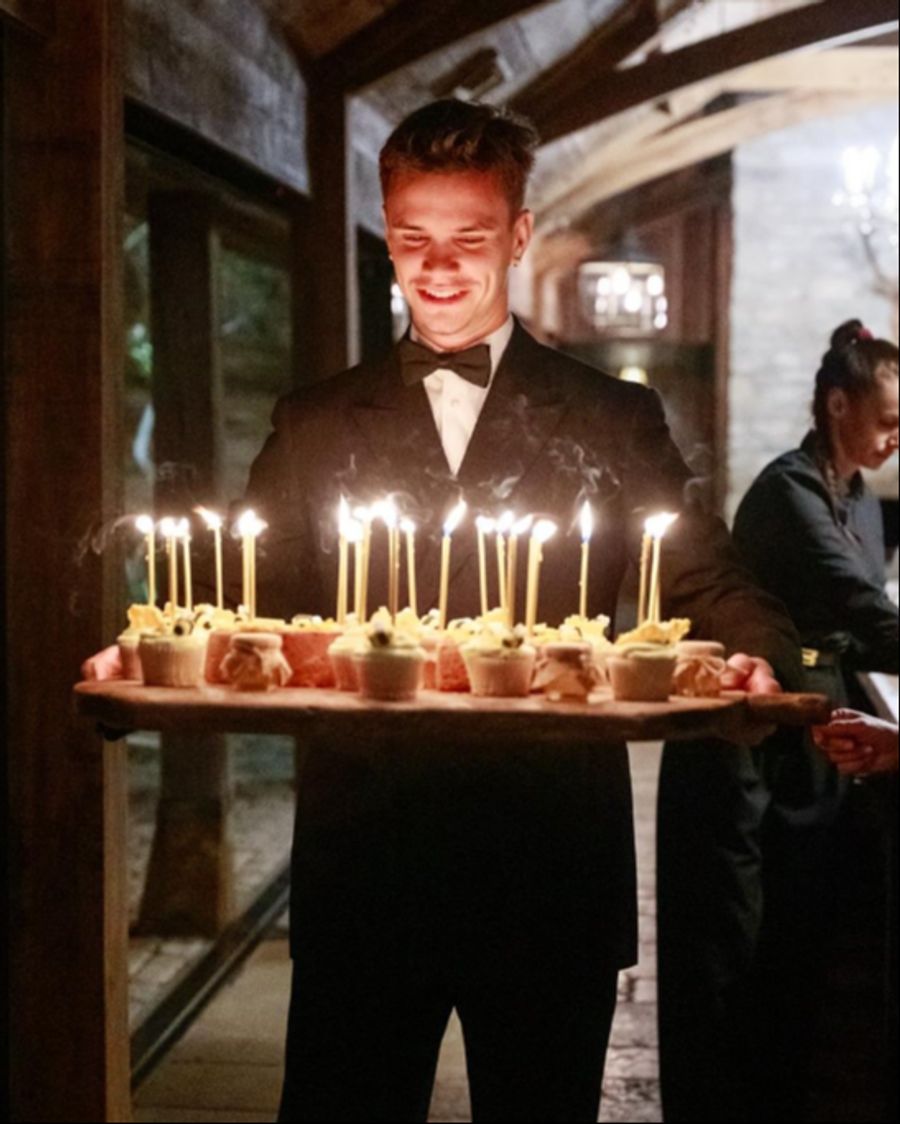 Dafür erhielt er von Sohn Romeo eine Rede.
