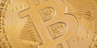 Unsicherheit - Bitcoin fängt sich nach Verlusten bei 106'000 US-Dollar Unsicherheit - Bitcoin fängt sich nach Verlusten bei 106'000 US-Dollar