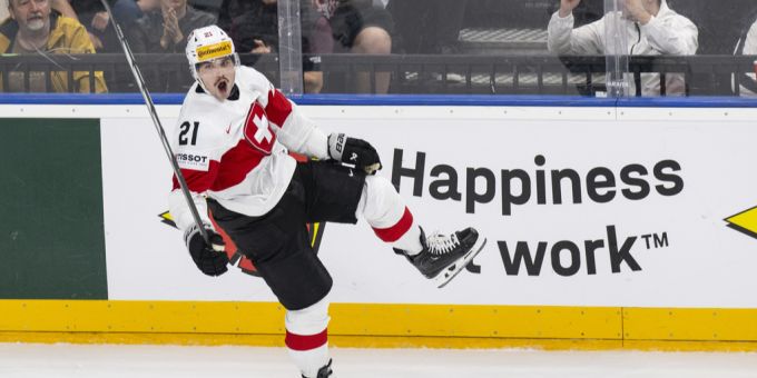 Kevin Fiala stösst zur Schweizer Nati in Dänemark. Kevin Fiala