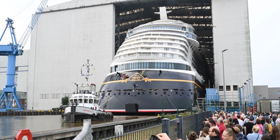 Die Meyer Werft ist für riesige Kreuzfahrtschiffe bekannt - steckt derzeit aber in der schwersten Krise ihrer Geschichte. (Archivbild)