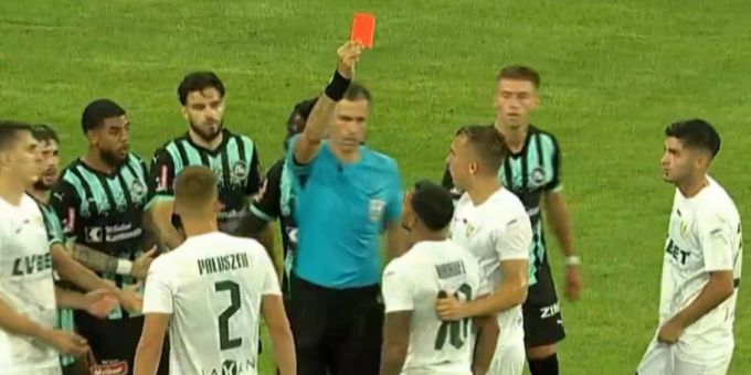 FCSG weiter - Polen toben nach 3 Roten – Trainer will Protest einlegen