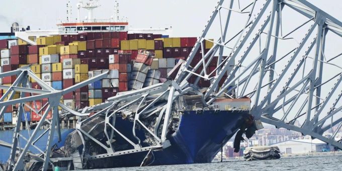 Nach dem Brückeneinsturz in Baltimore behauptet die Stadt, dass das Containerschiff Dali «nicht seetüchtig» war. (Archivbild) Brückeneinsturz in Baltimore